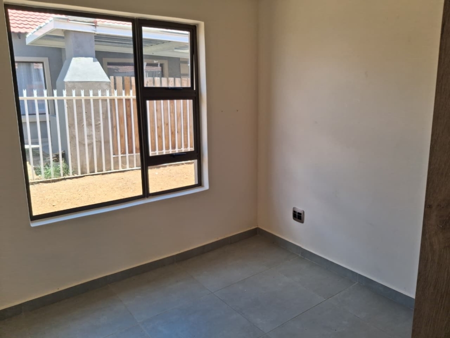 4 Bedroom Property for Sale in Mandela View Free State